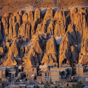 Kuzey İran Turu Tebriz Kandovan köyü tarihi volkanik kaya evleri